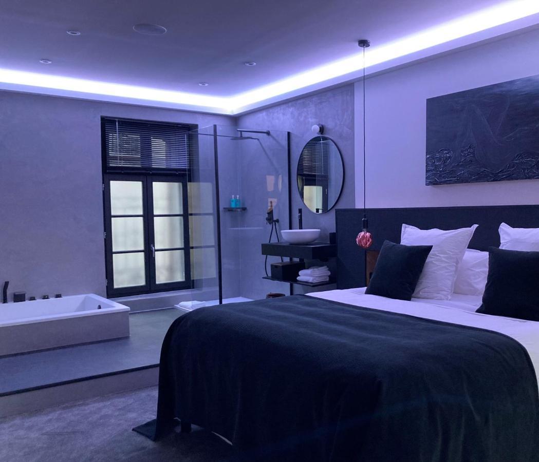 Ennea - Jacuzzi & Luxury Suites (Adults Only) Περπινιάν Εξωτερικό φωτογραφία